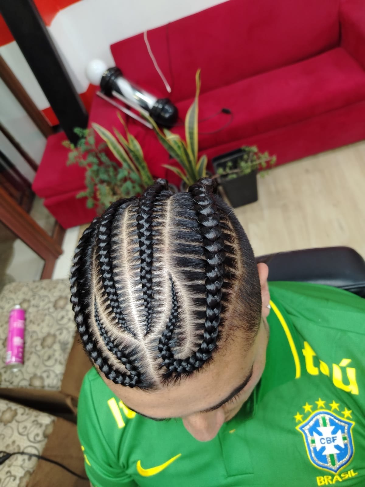 Trenzas realizadas en Barbería California